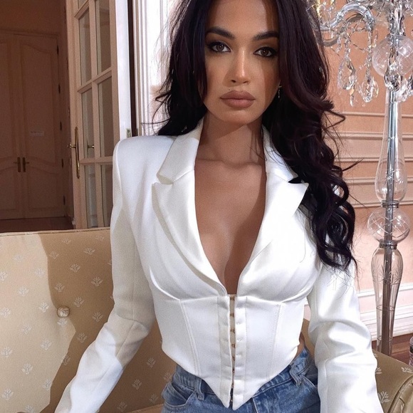 House of CB corset Blazer - Picture 2 of 2